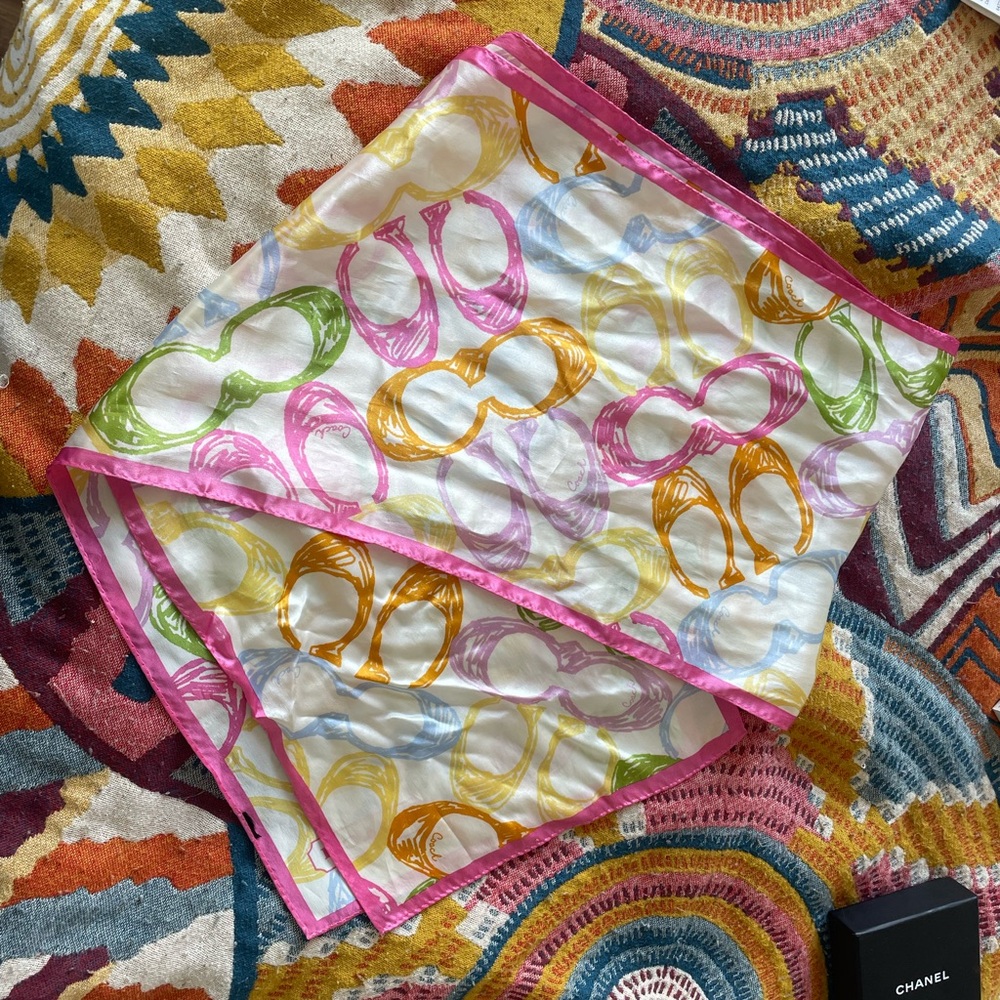 Coach scarf - Picture 2 of 8